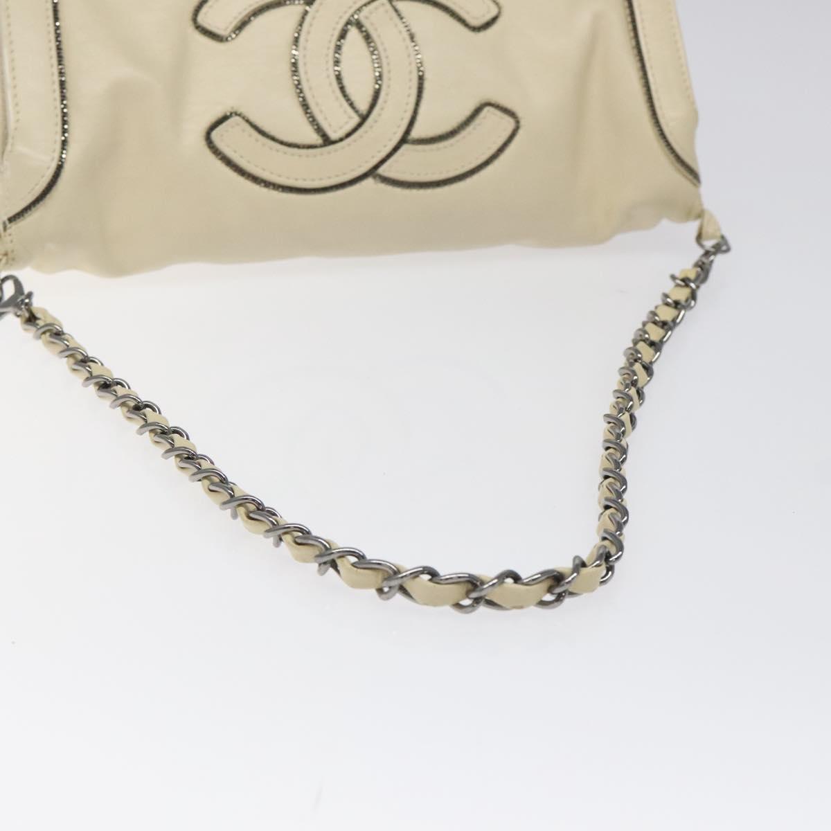 CHANEL Chain Hand Bag Leather White Silver CC Auth ep8399