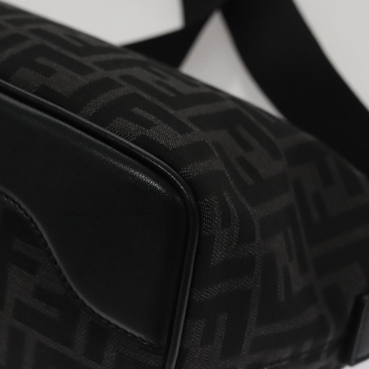 FENDI Zucca Canvas Shoulder Bag Black Auth FF3878AV