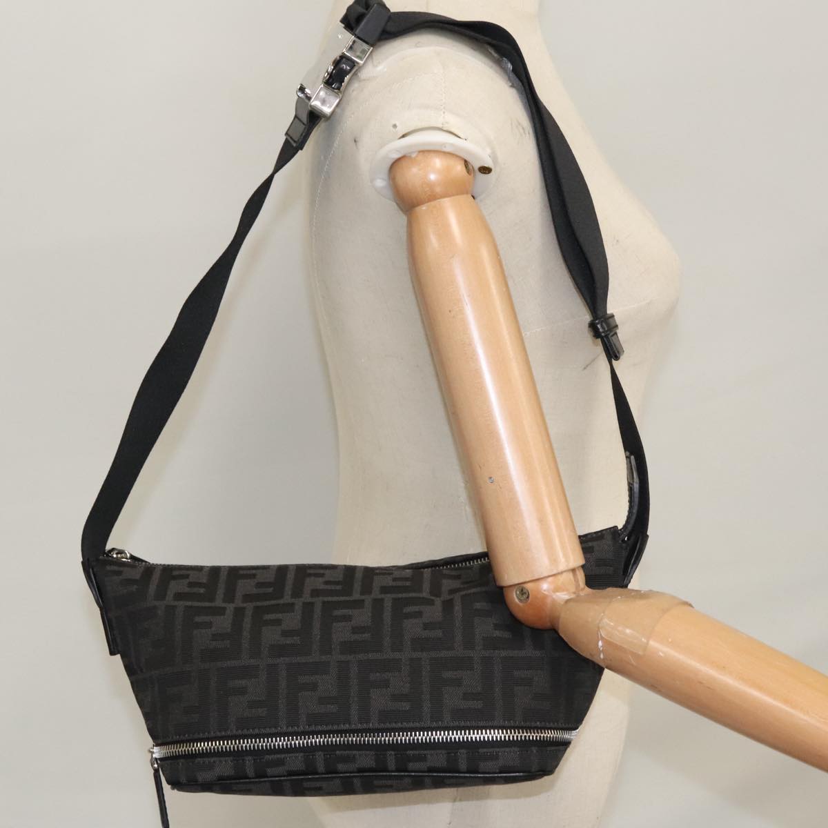 FENDI Zucca Canvas Shoulder Bag Black Auth FF3878AV