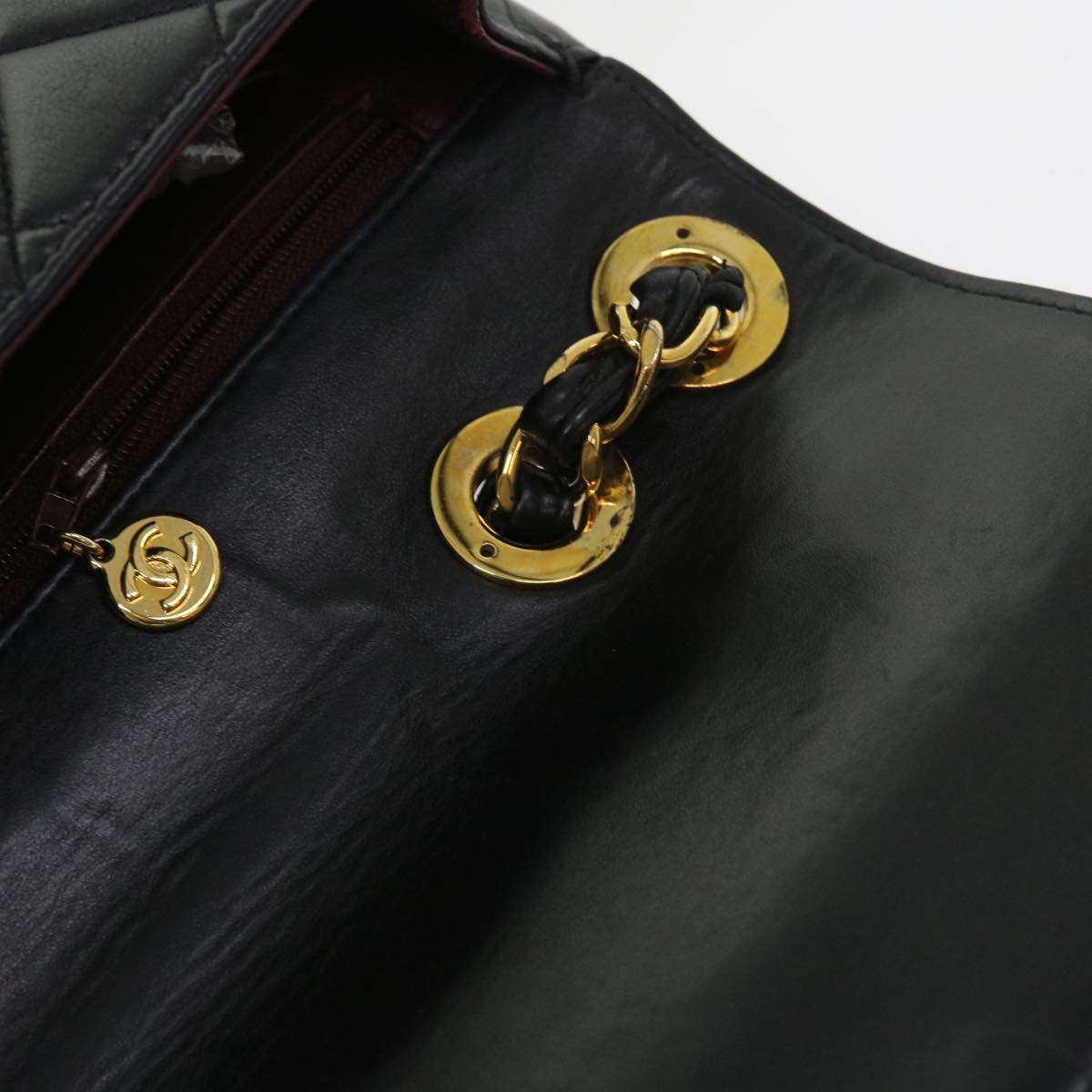 CHANEL Big Matelasse 30 Chain Shoulder Bag Leather Black CC Auth fm2835V