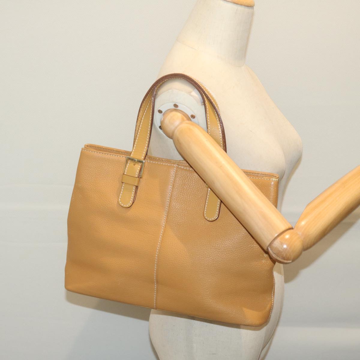 Burberrys Tote Bag Leather Beige Auth fm3177