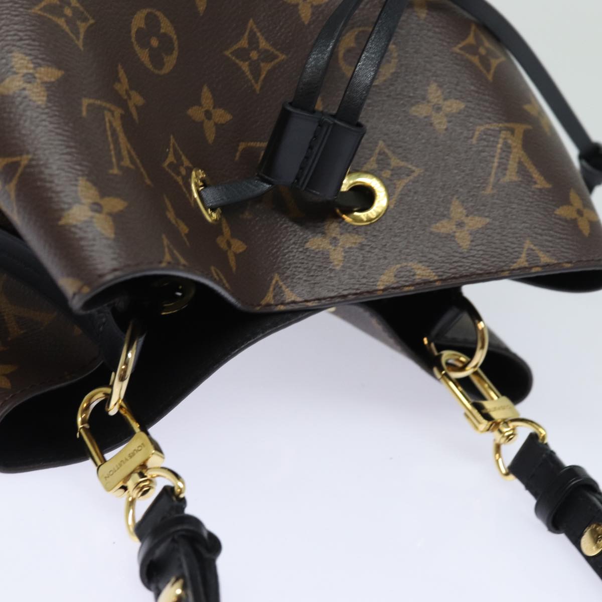 LOUIS VUITTON Monogram Neo Noe Shoulder Bag M45577 LV Auth fm3532M