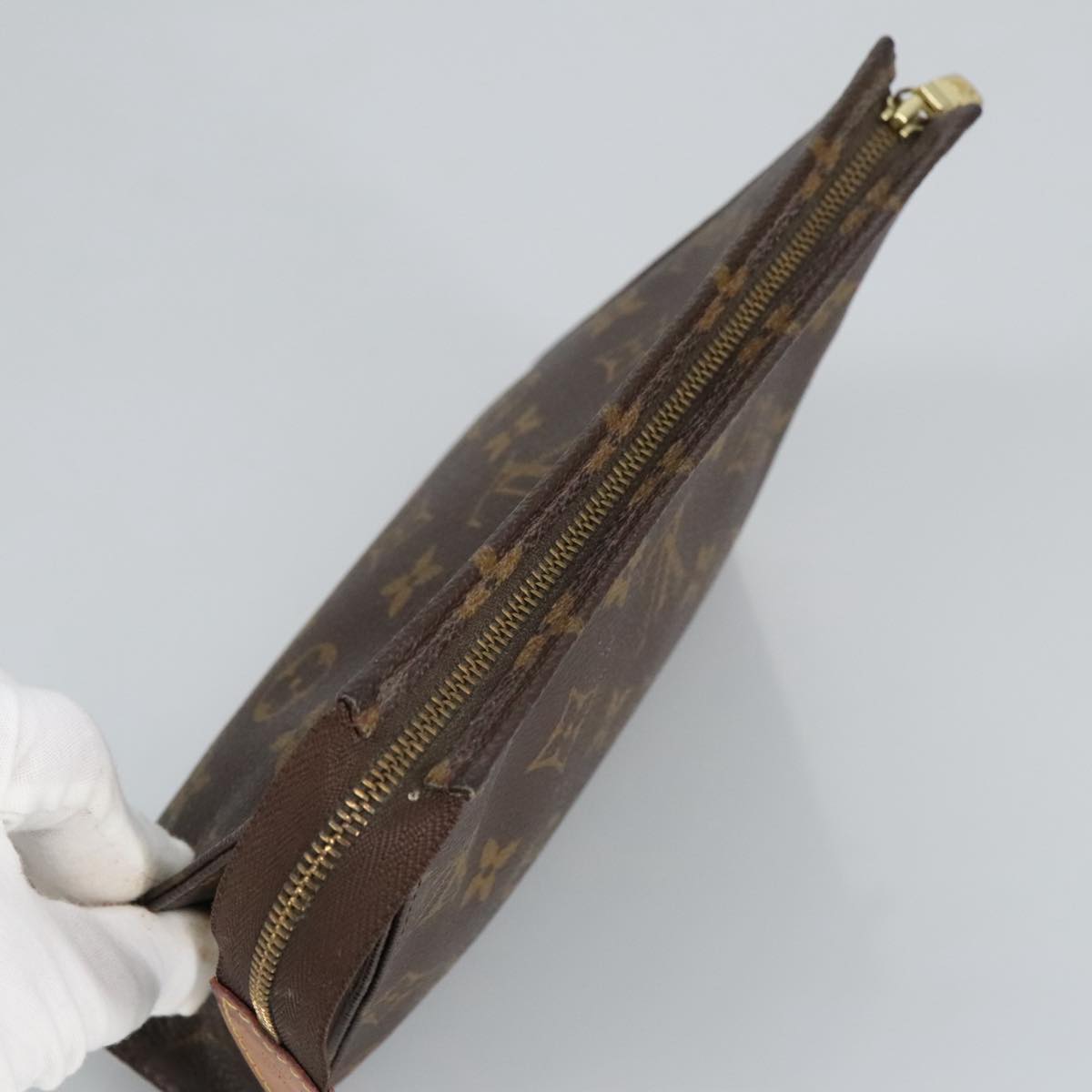 LOUIS VUITTON Monogram Poche Toilette 19 Pouch M47544 LV Auth fm4027