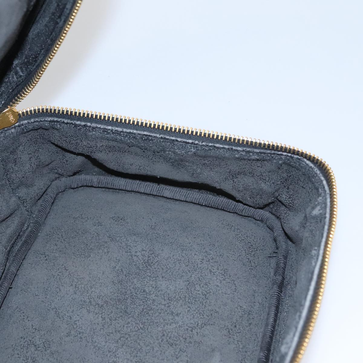 CHANEL Bicolore Vanity Cosmetic Pouch Caviar Skin Black Gold CC Auth fm4250