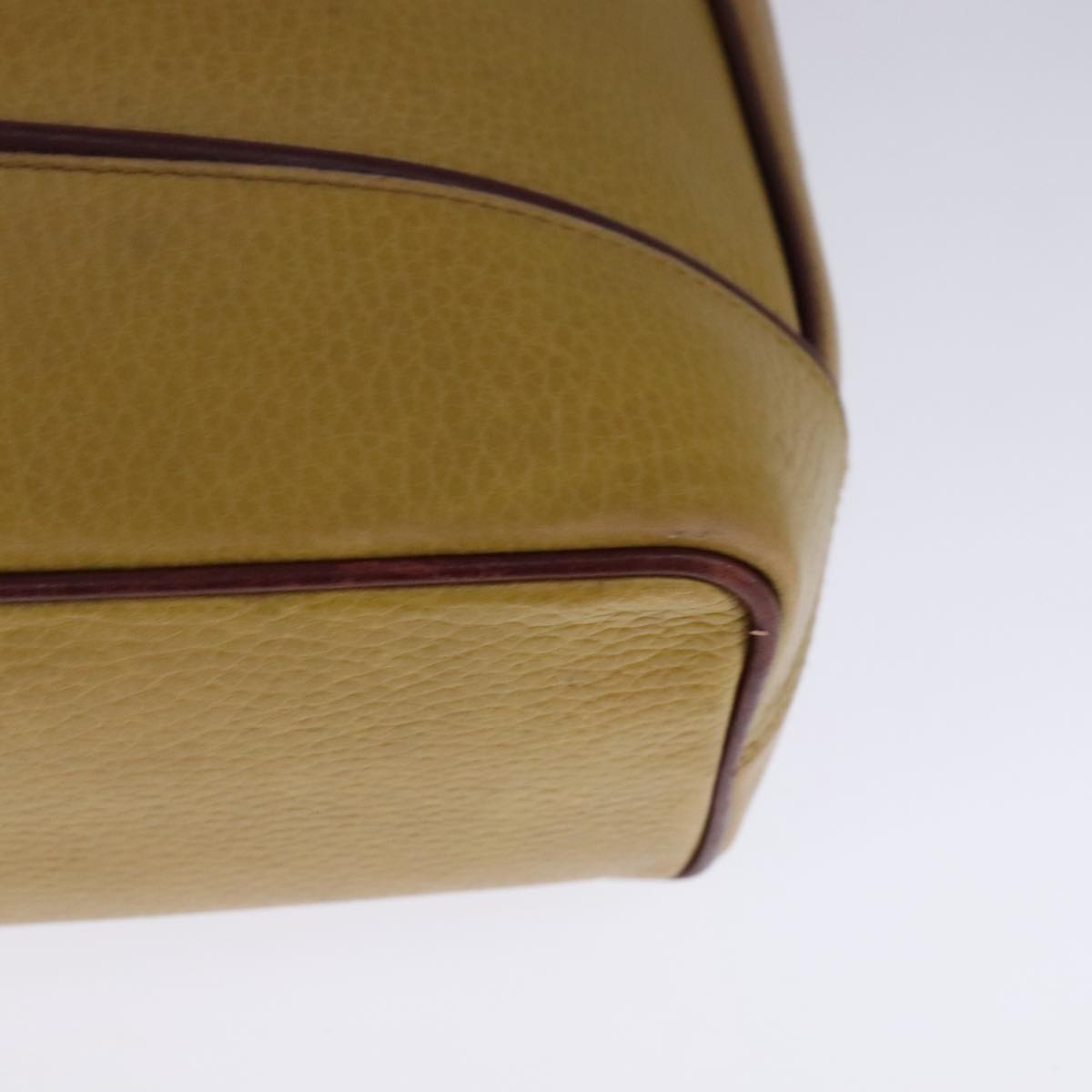 CARTIER Shoulder Bag Leather Yellow Auth fm4267