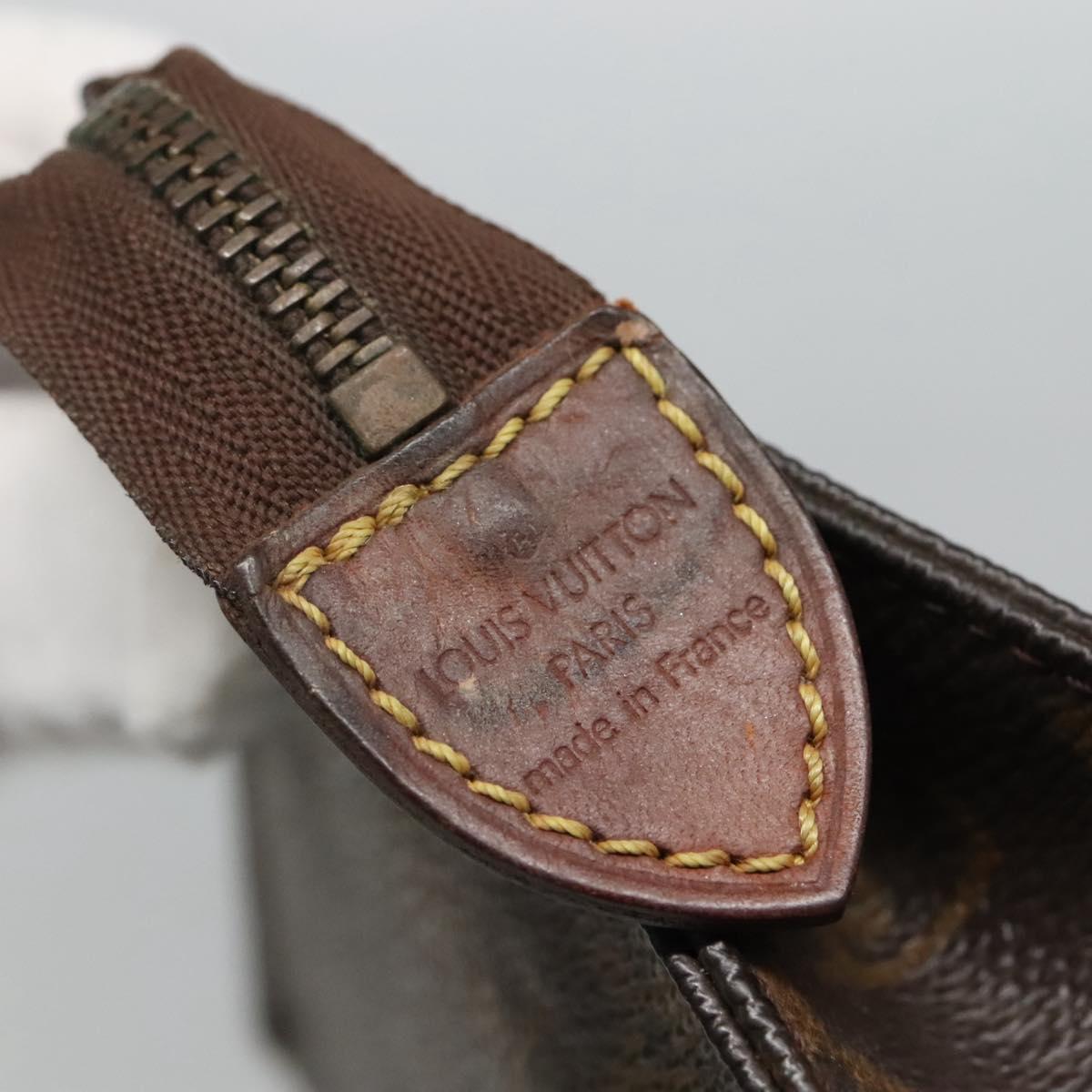 LOUIS VUITTON Monogram Posh Toilette 15 Pouch M47546 LV Auth fm4445