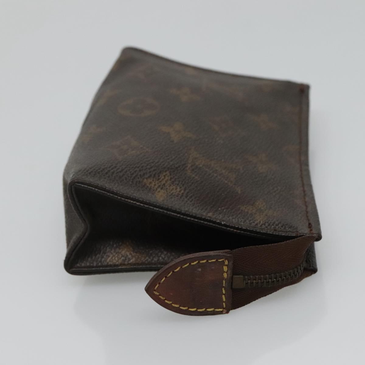 LOUIS VUITTON Monogram Posh Toilette 15 Pouch M47546 LV Auth fm4445