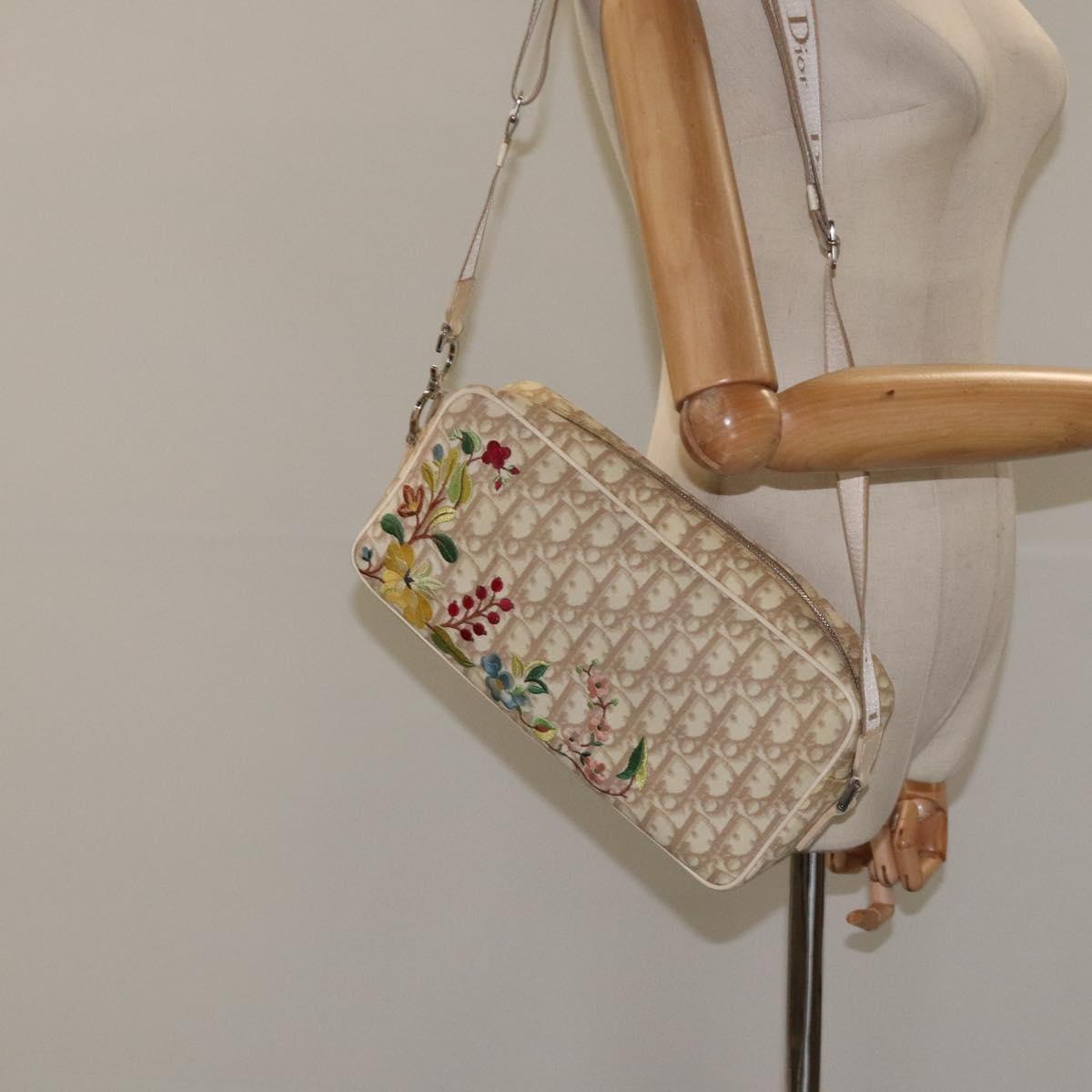 Christian Dior Trotter Canvas Flower Shoulder Bag Beige Silver Auth fm4695