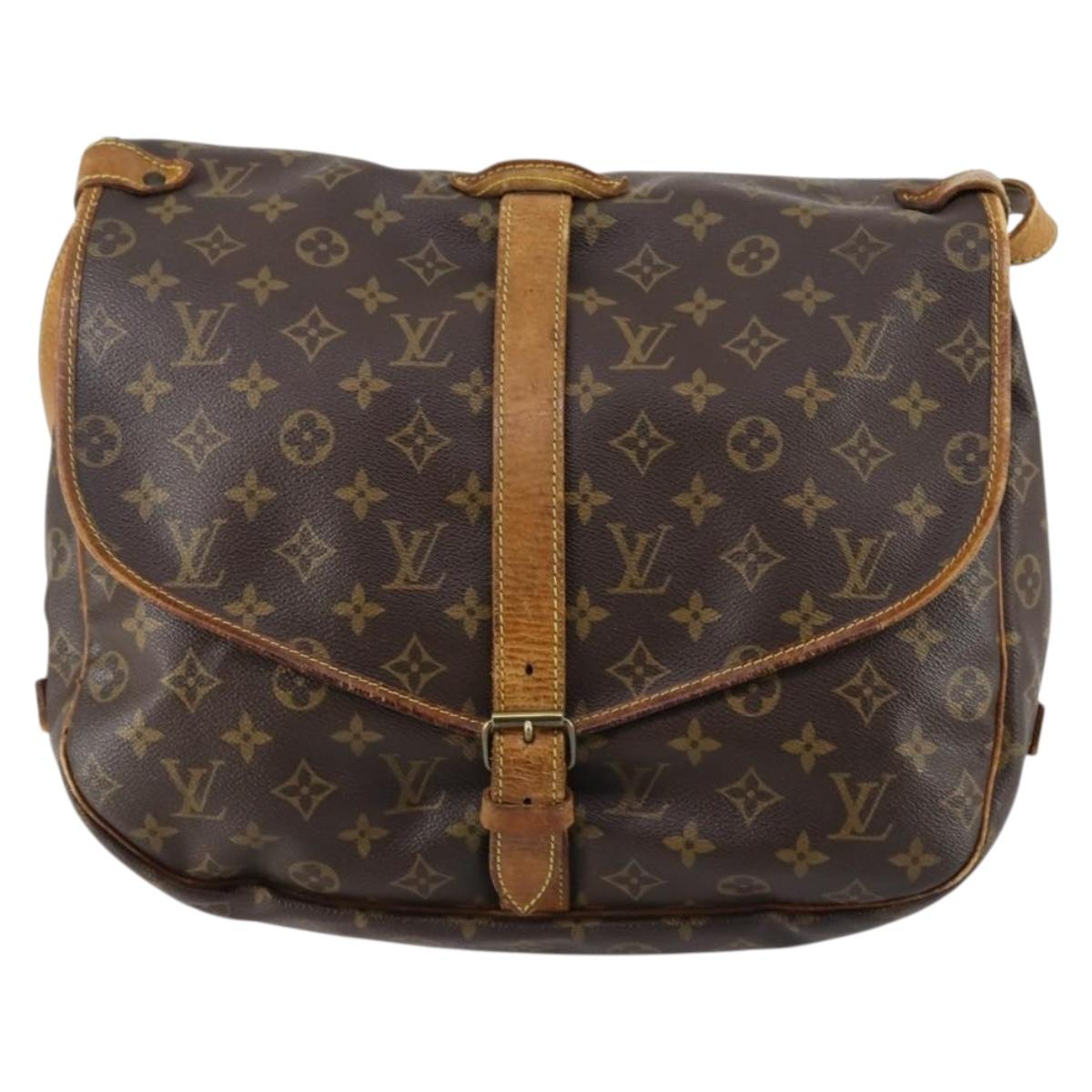 LOUIS VUITTON Monogram Saumur 35 Shoulder Bag M42254 LV Auth fm4858