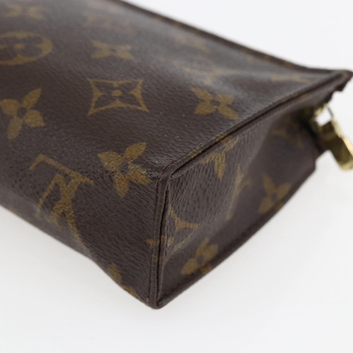 LOUIS VUITTON Monogram Poche Toilette 15 Pouch M47546 LV Auth fm5107