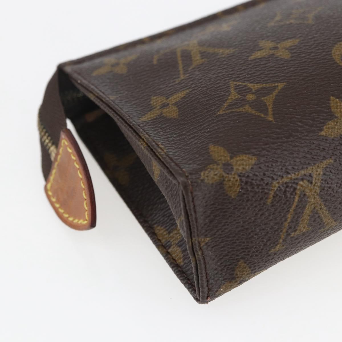 LOUIS VUITTON Monogram Poche Toilette 15 Pouch M47546 LV Auth fm5107