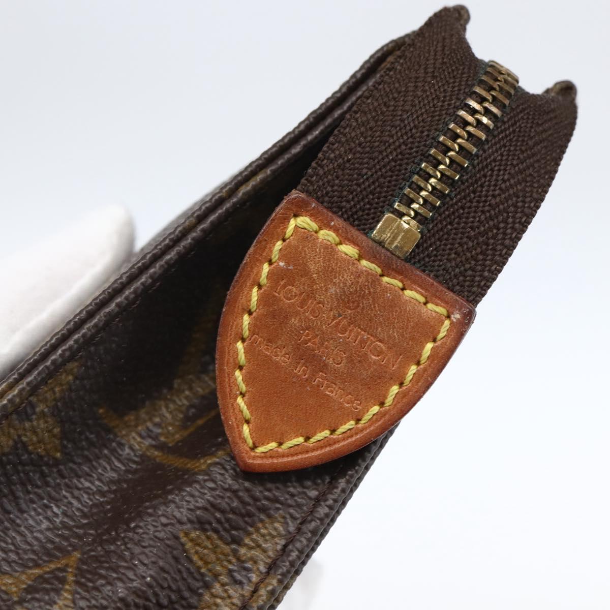 LOUIS VUITTON Monogram Poche Toilette 15 Pouch M47546 LV Auth fm5107