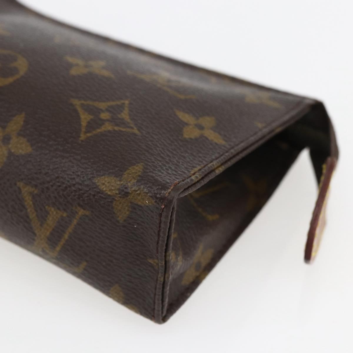 LOUIS VUITTON Monogram Poche Toilette 15 Pouch M47546 LV Auth fm5107