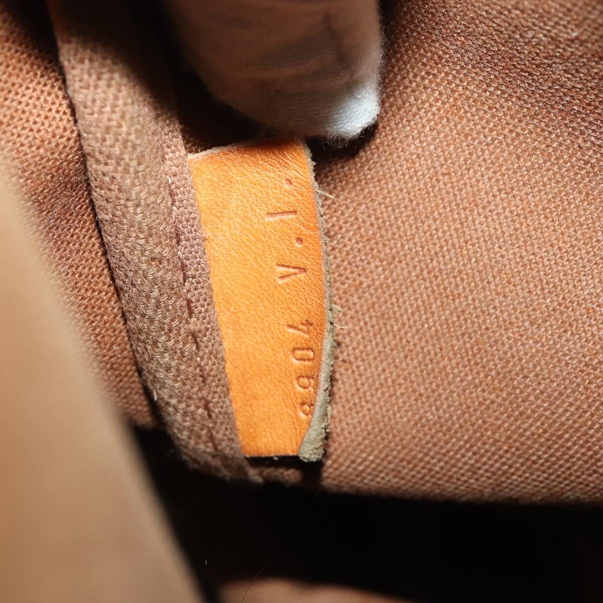 LOUIS VUITTON Monogram Saumur 35 Shoulder Bag M42254 LV Auth fm5198