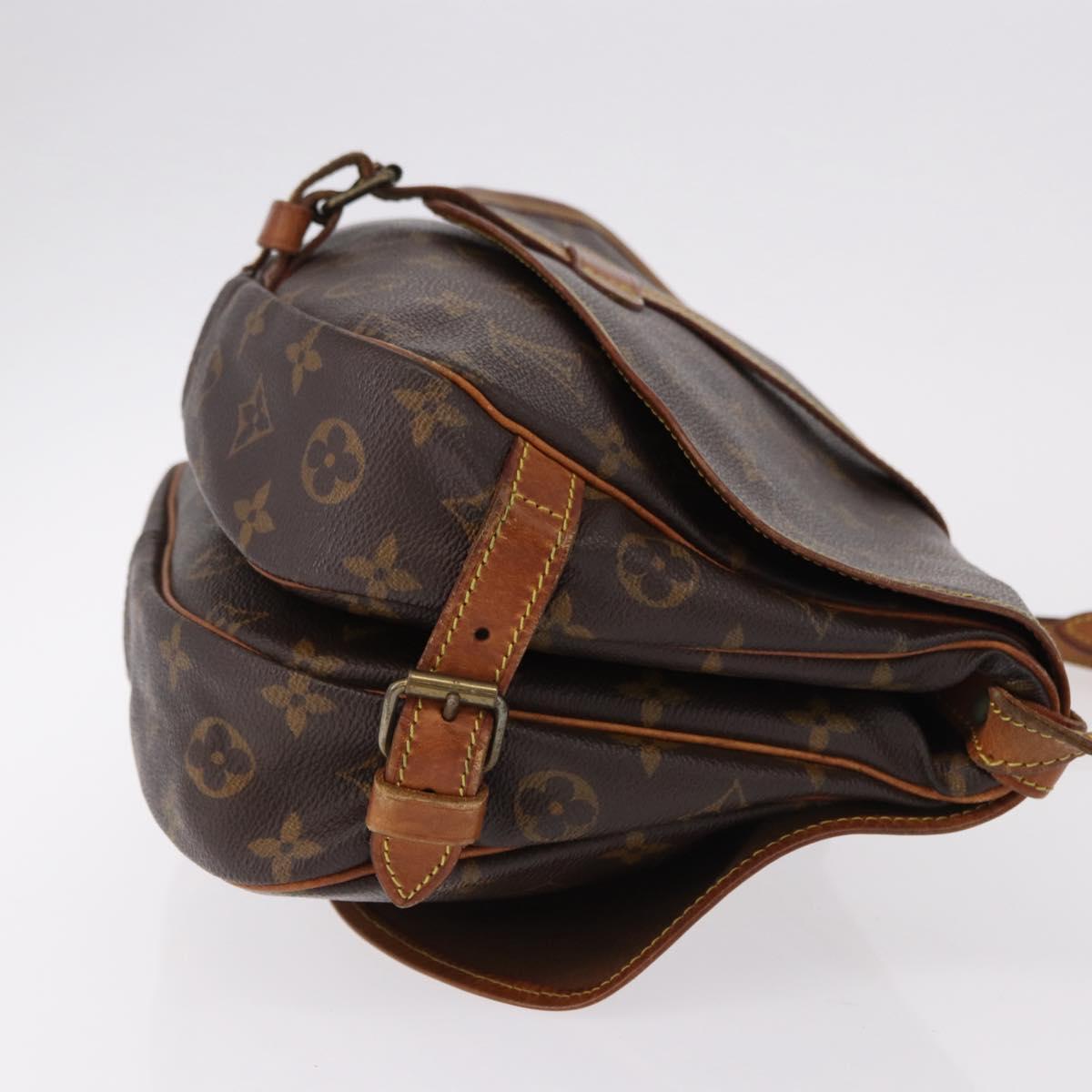 LOUIS VUITTON Monogram Saumur 30 Shoulder Bag M42256 LV Auth fm5380