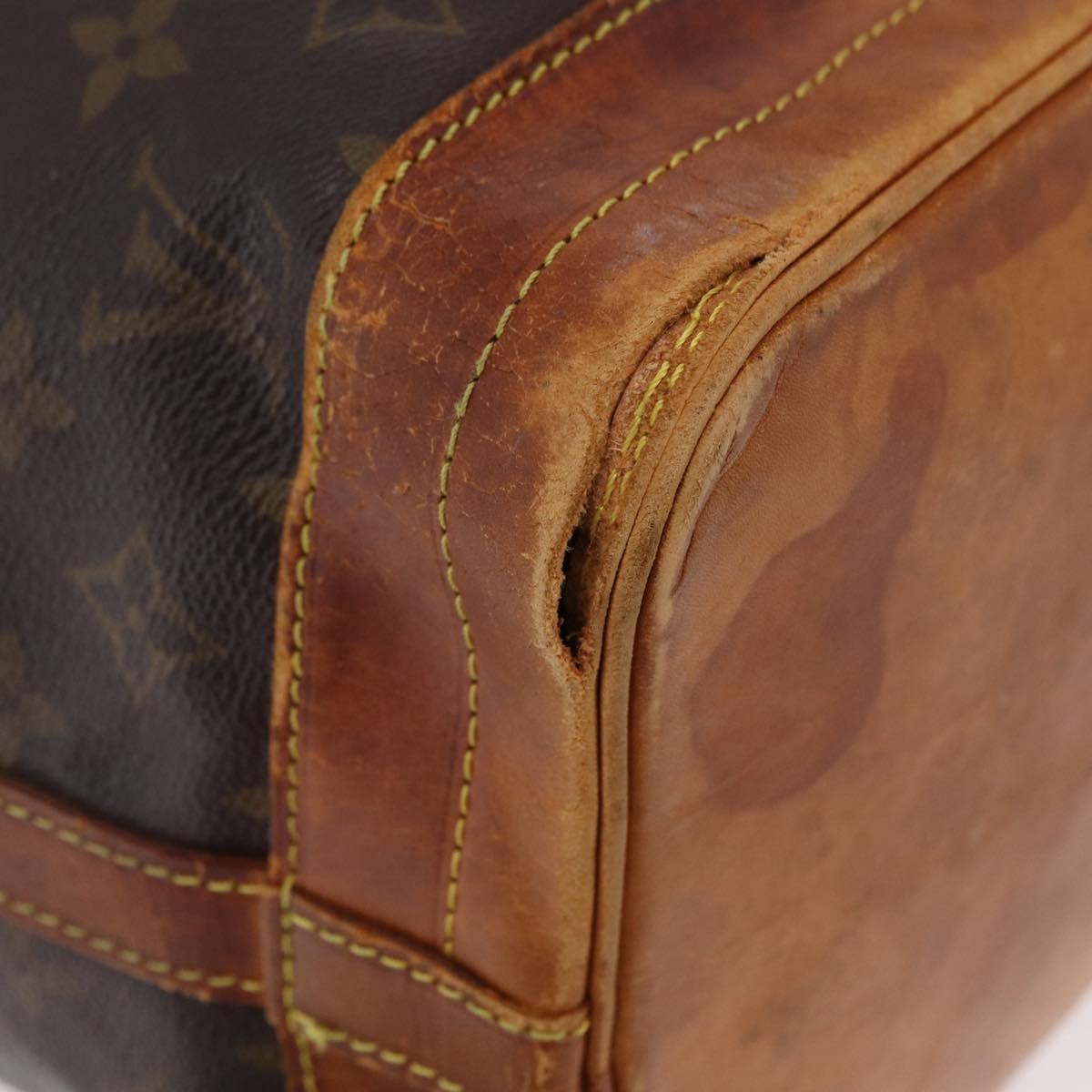 LOUIS VUITTON Monogram Petit Noe Shoulder Bag M42226 LV Auth fm5473