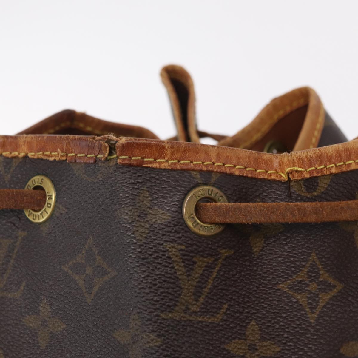 LOUIS VUITTON Monogram Petit Noe Shoulder Bag M42226 LV Auth fm5473