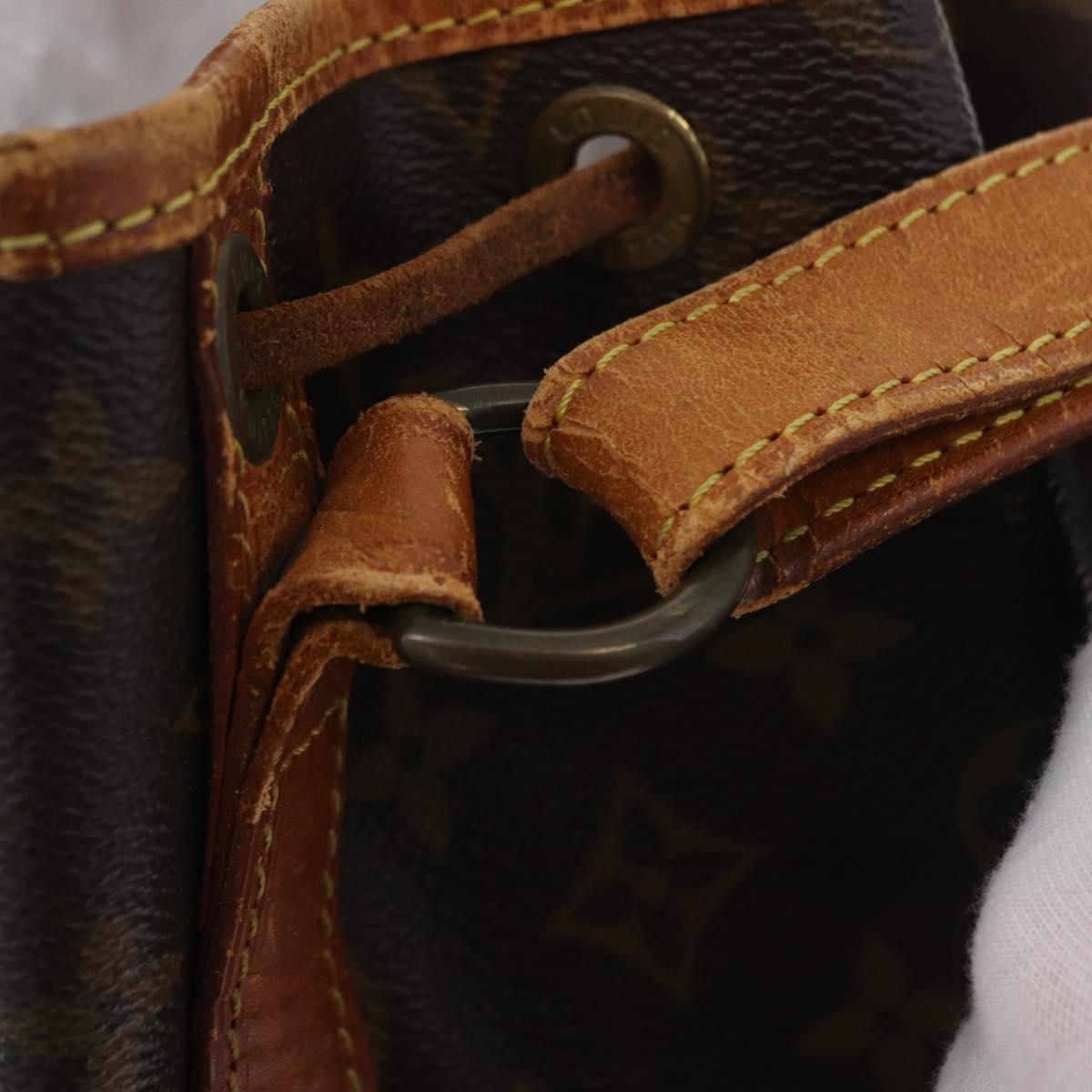 LOUIS VUITTON Monogram Petit Noe Shoulder Bag M42226 LV Auth fm5473