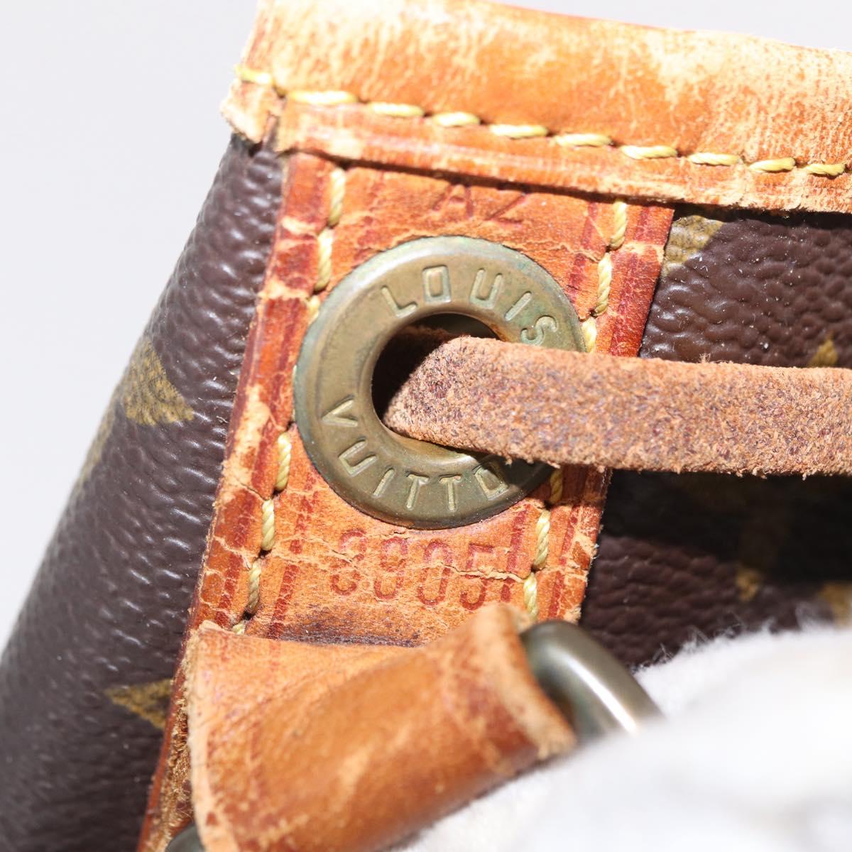 LOUIS VUITTON Monogram Petit Noe Shoulder Bag M42226 LV Auth fm5473