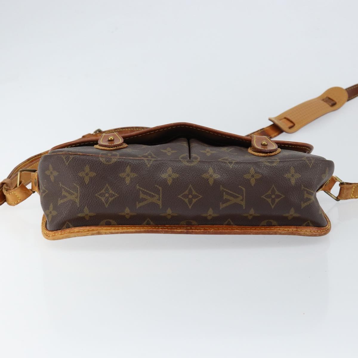 LOUIS VUITTON Monogram Gibeciere MM Shoulder Bag M42247 LV Auth gh1024