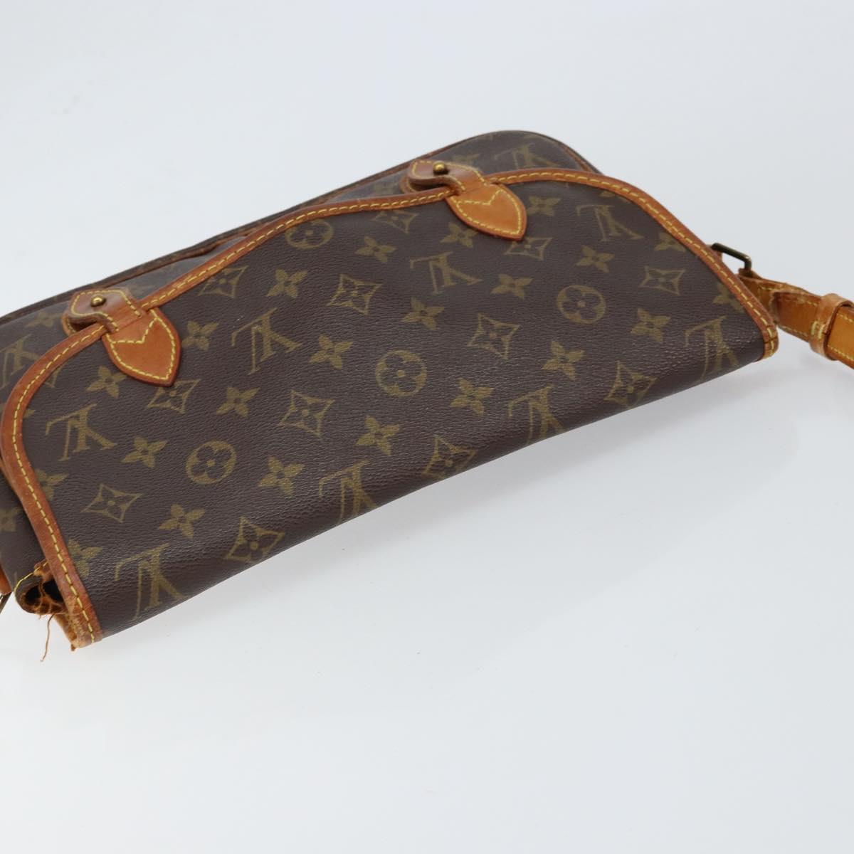 LOUIS VUITTON Monogram Gibeciere MM Shoulder Bag M42247 LV Auth gh1024