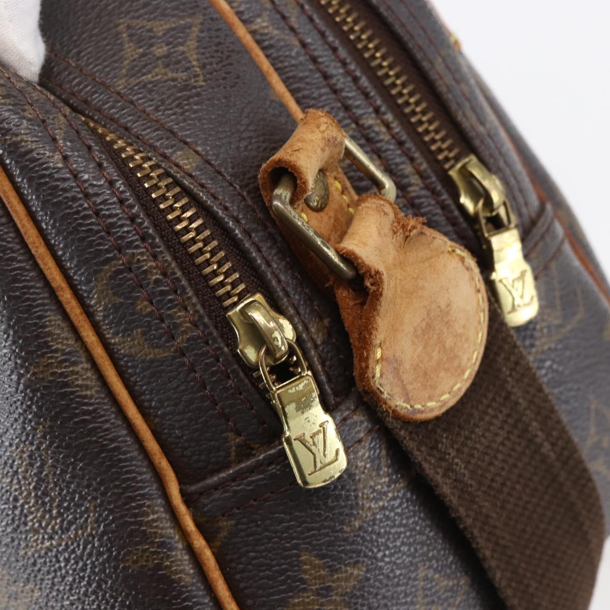 LOUIS VUITTON Monogram Reporter PM Shoulder Bag M45254 LV Auth gh1209