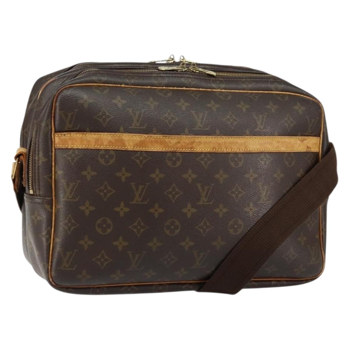 LOUIS VUITTON Monogram Reporter GM Shoulder Bag M45252 LV Auth gh1218