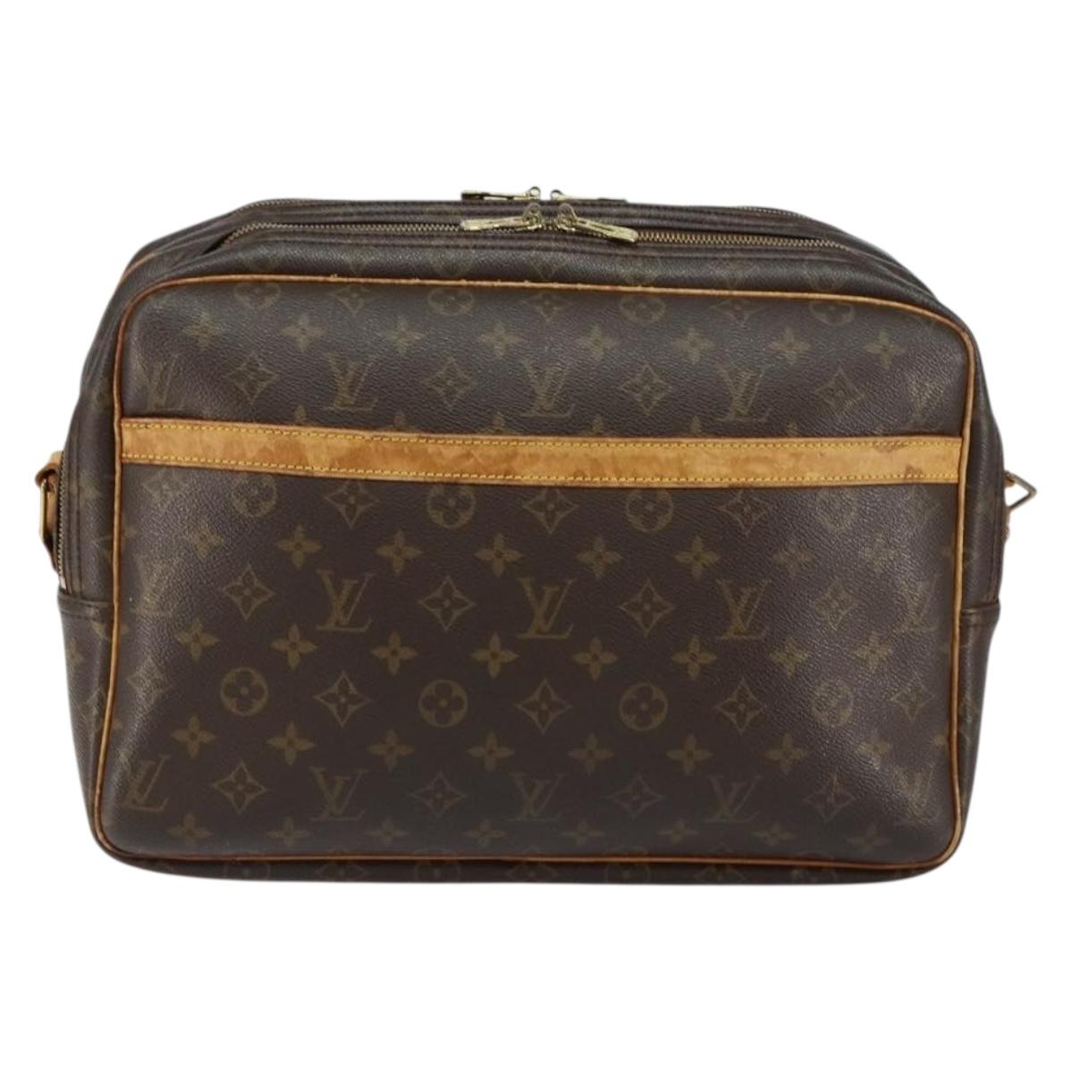 LOUIS VUITTON Monogram Reporter GM Shoulder Bag M45252 LV Auth gh1218