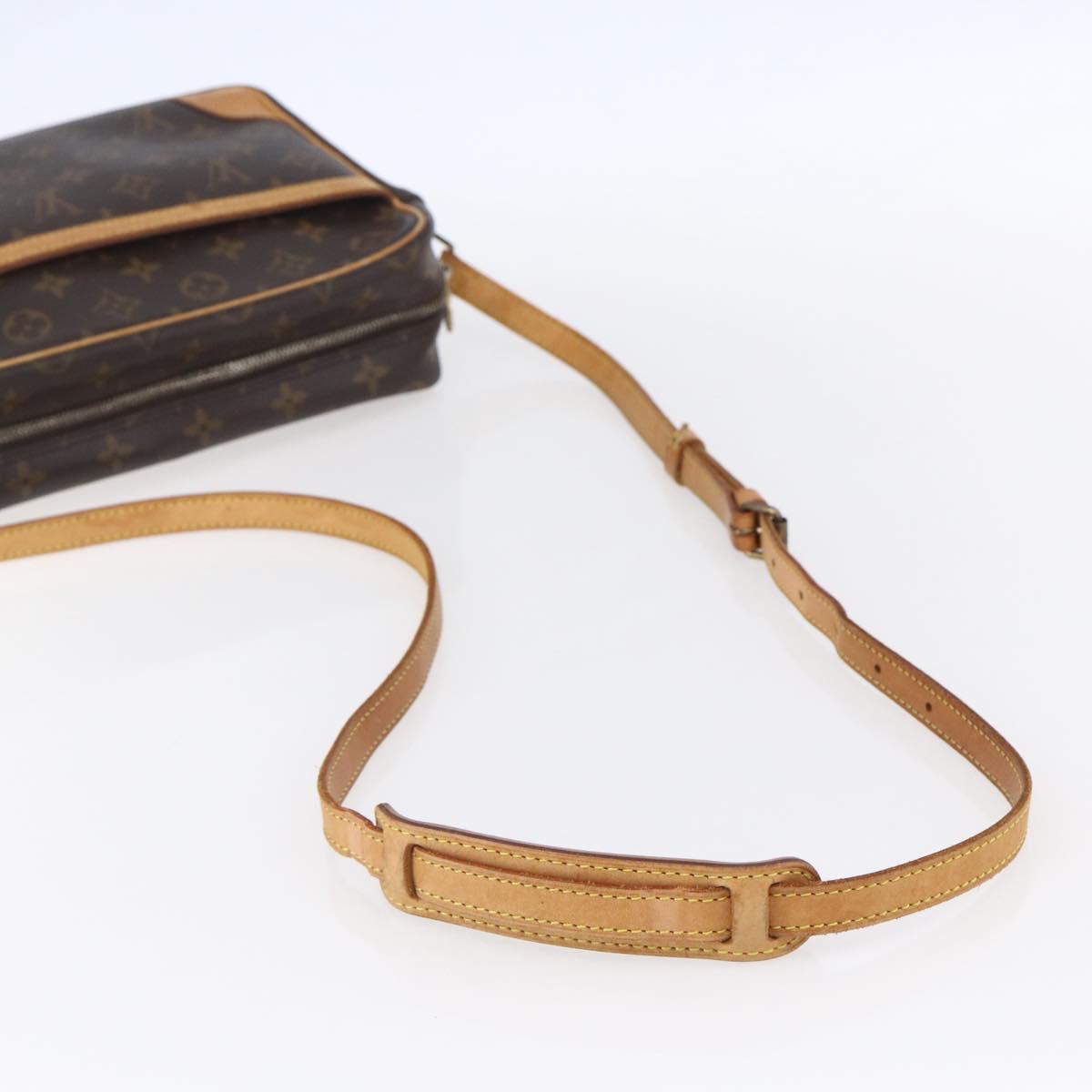 LOUIS VUITTON Monogram Trocadero 30 Shoulder Bag M51272 LV Auth gh1327