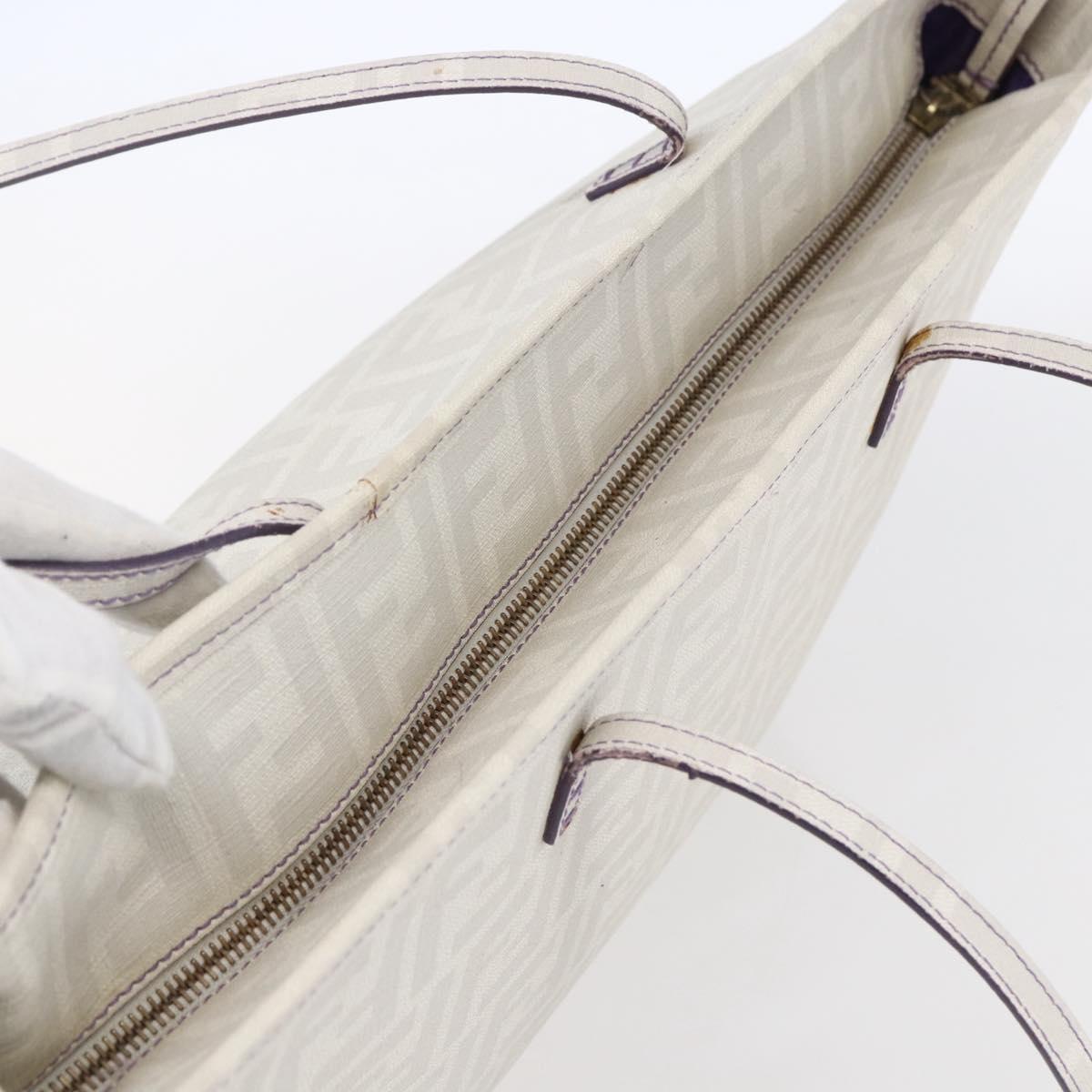 FENDI Zucca Canvas Tote Bag White Gold Auth gh1350