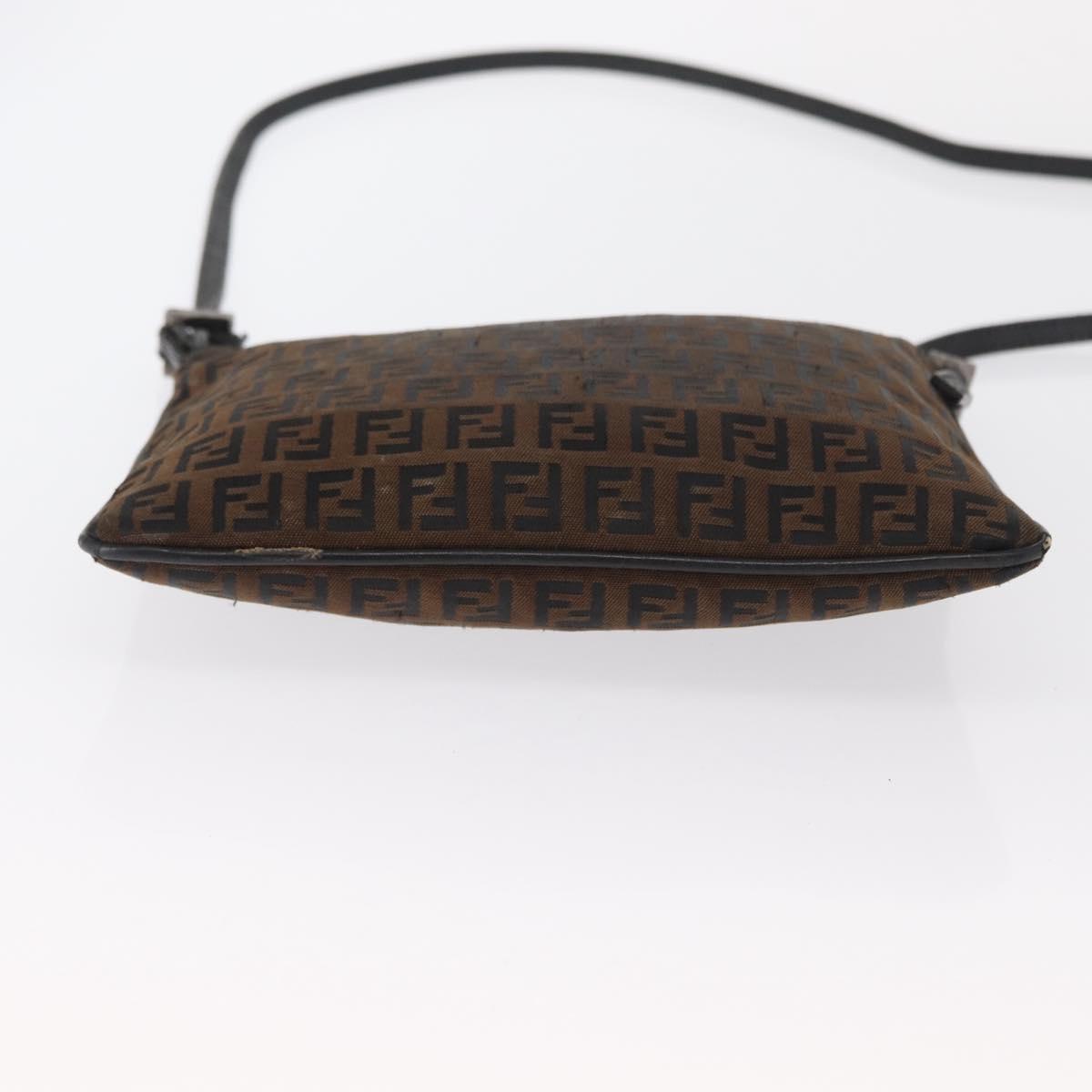 FENDI Zucchino Canvas Shoulder Bag Brown Auth gh1439