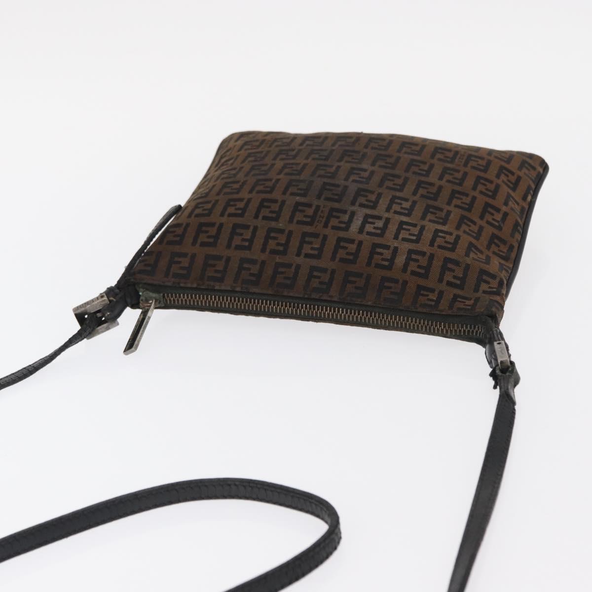 FENDI Zucchino Canvas Shoulder Bag Brown Auth gh1439