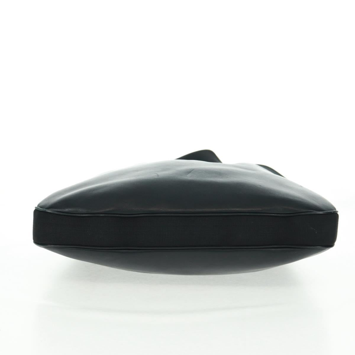 GUCCI Shoulder Bag Leather Black Silver 001 3341 3444 Auth gh1514