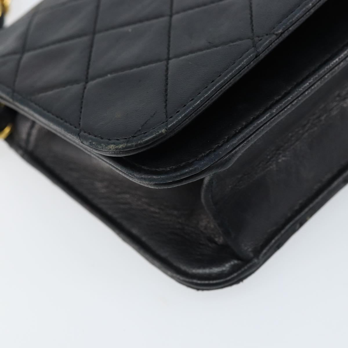 CHANEL Matelasse Chain Shoulder Bag Leather Black Gold CC Auth gh1758