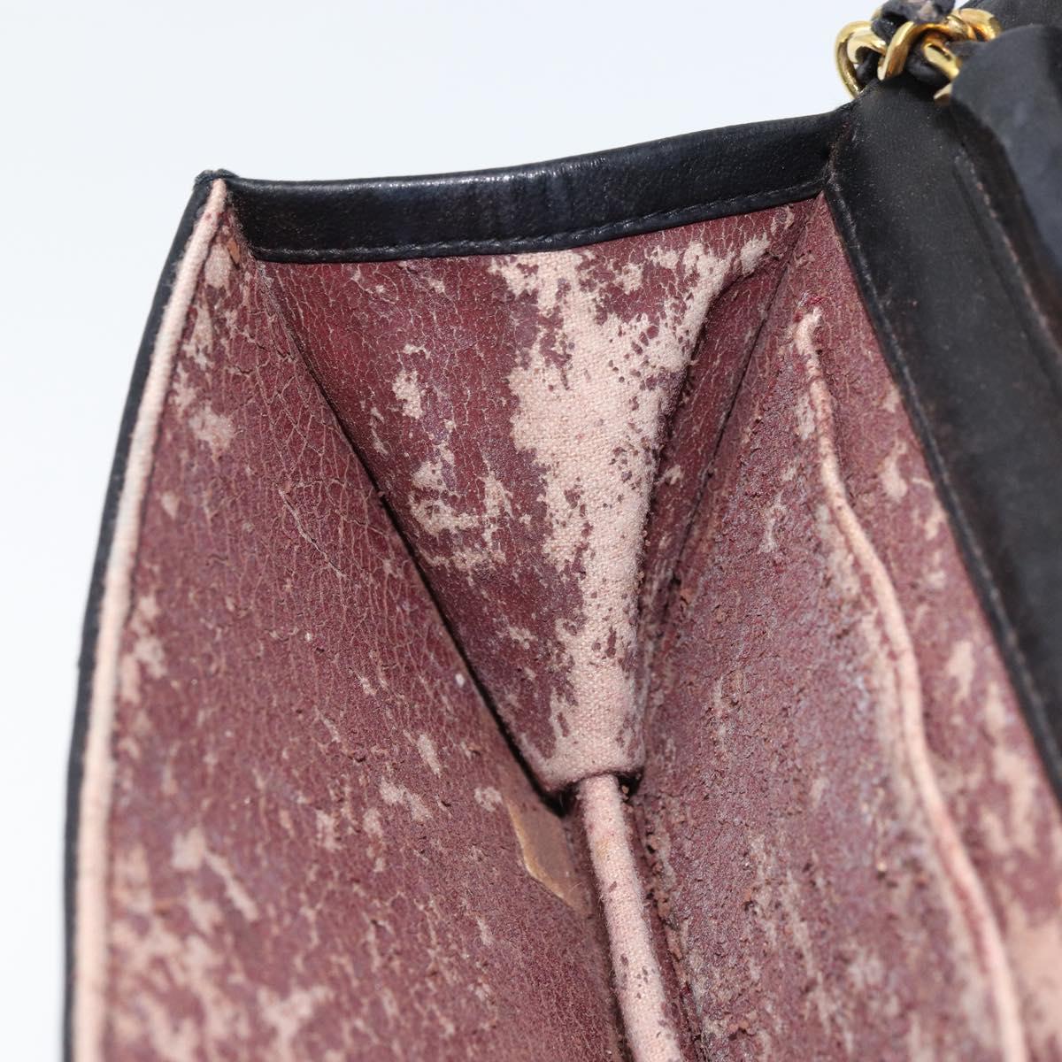 CHANEL Matelasse Chain Shoulder Bag Leather Black Gold CC Auth gh1758