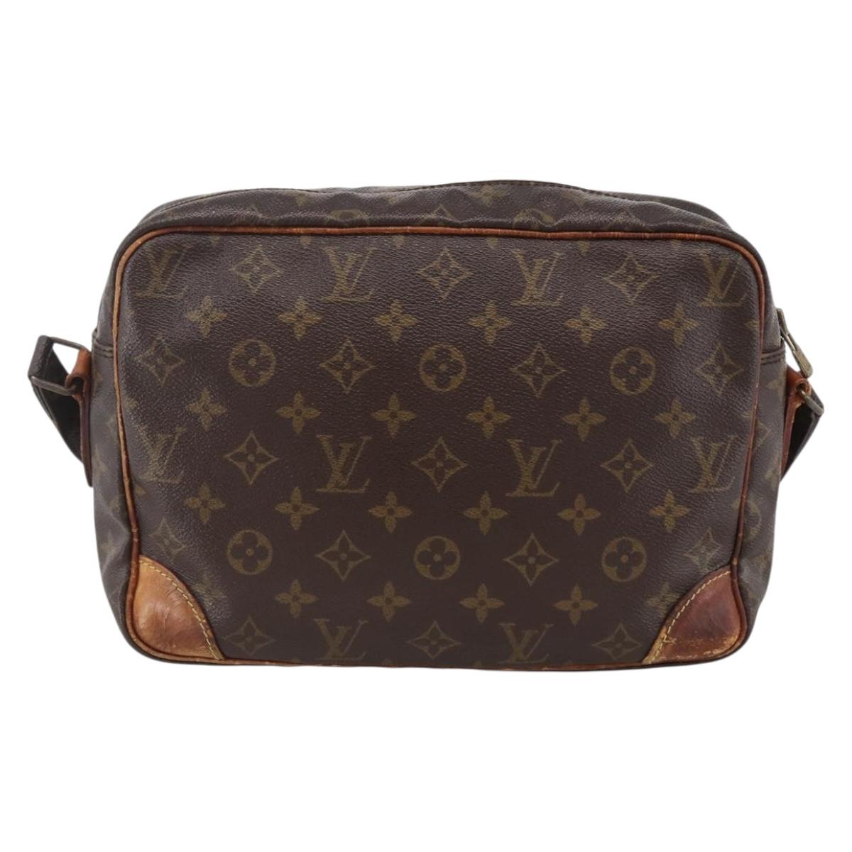 LOUIS VUITTON Monogram Nile Shoulder Bag M45244 LV Auth gh1792