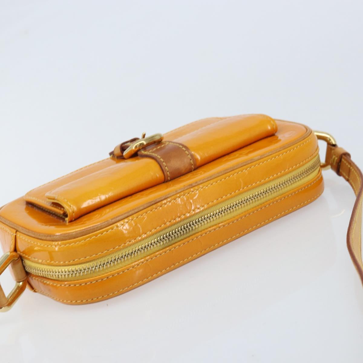 LOUIS VUITTON Monogram Vernis Christy MM Shoulder Bag Jaune M91108 Auth gh1865