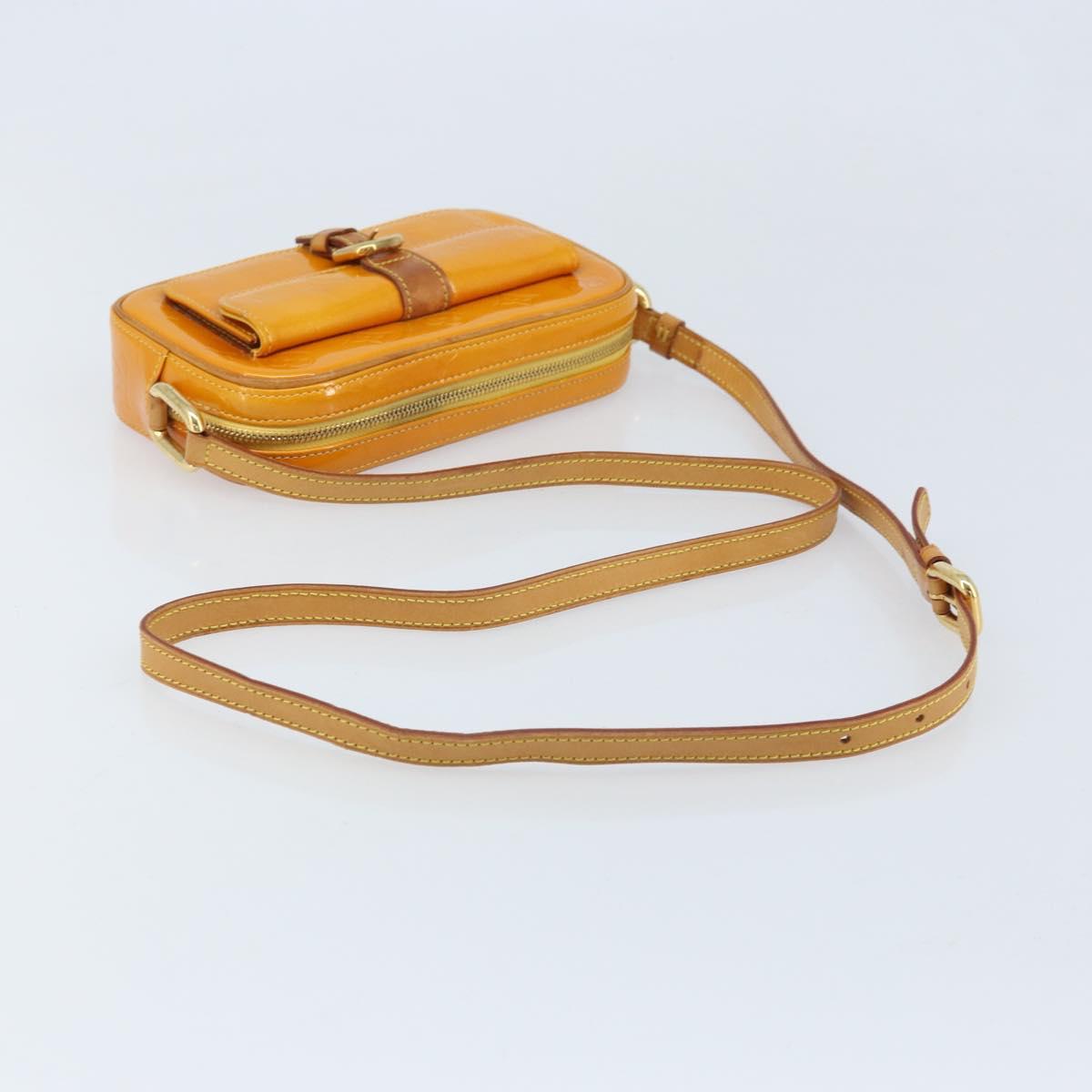 LOUIS VUITTON Monogram Vernis Christy MM Shoulder Bag Jaune M91108 Auth gh1865