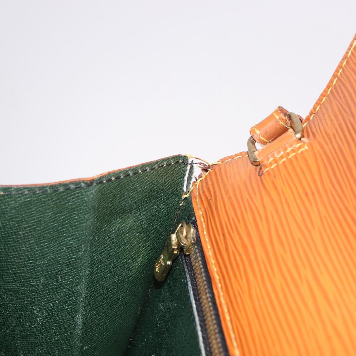 LOUIS VUITTON Epi Serie Dragonne Hand Bag Brown M52618 LV Auth gh2116