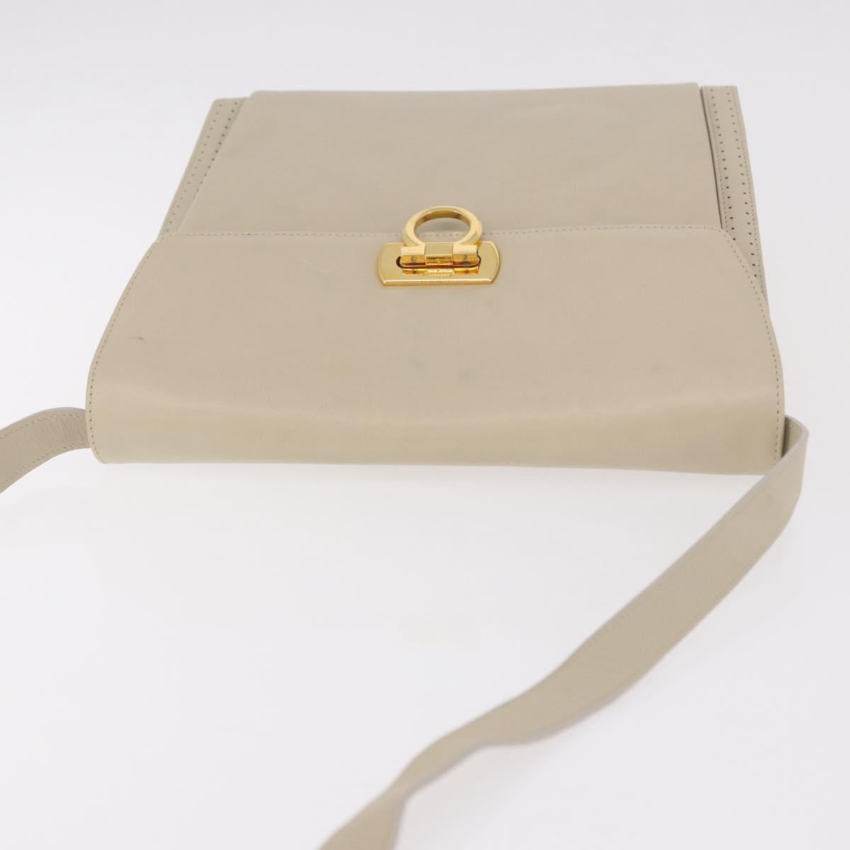 Salvatore Ferragamo Gancini Shoulder Bag Leather Ivory Gold Auth gh2195