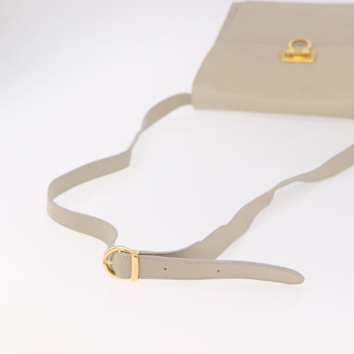 Salvatore Ferragamo Gancini Shoulder Bag Leather Ivory Gold Auth gh2195