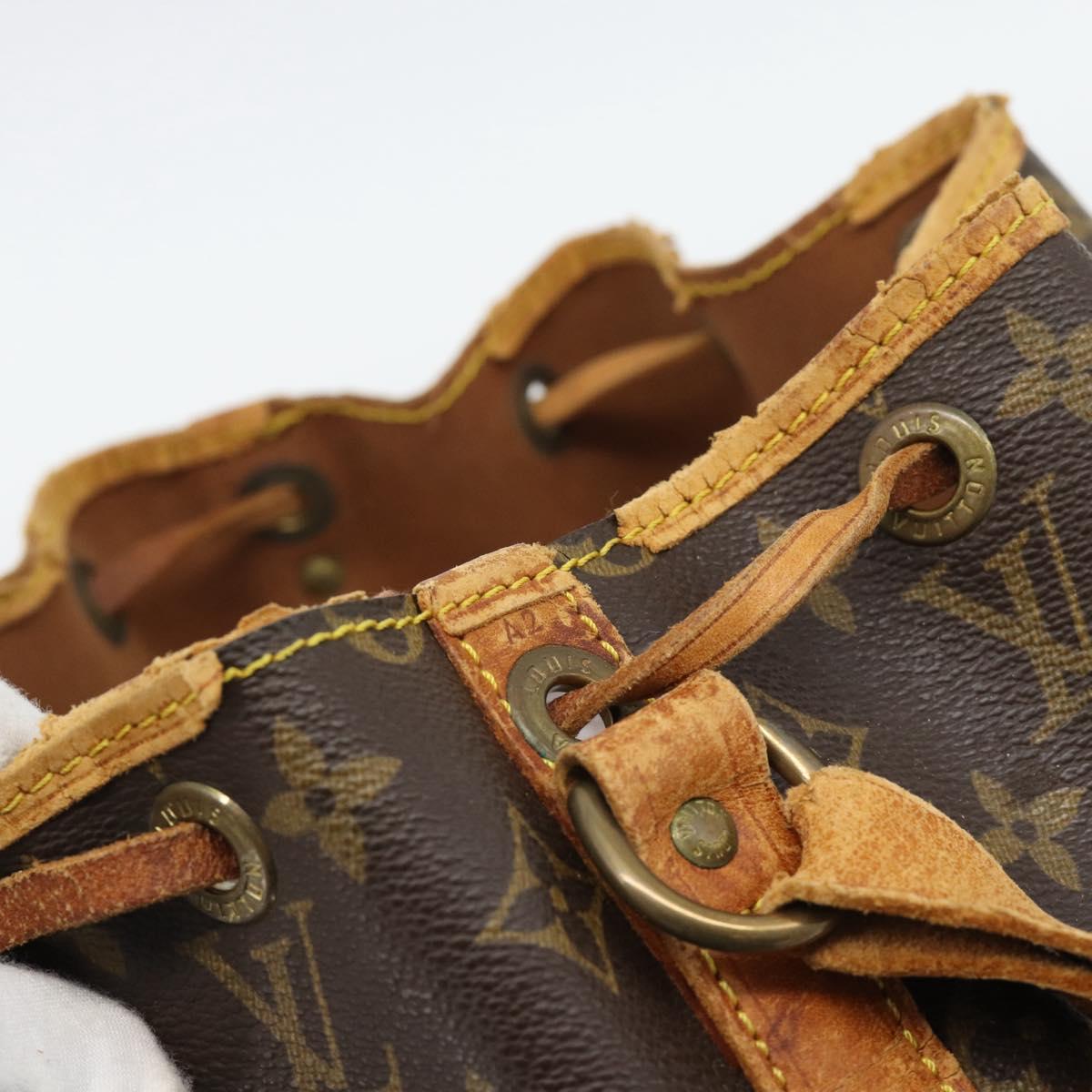 LOUIS VUITTON Monogram Petit Noe Shoulder Bag M42226 LV Auth gh2271