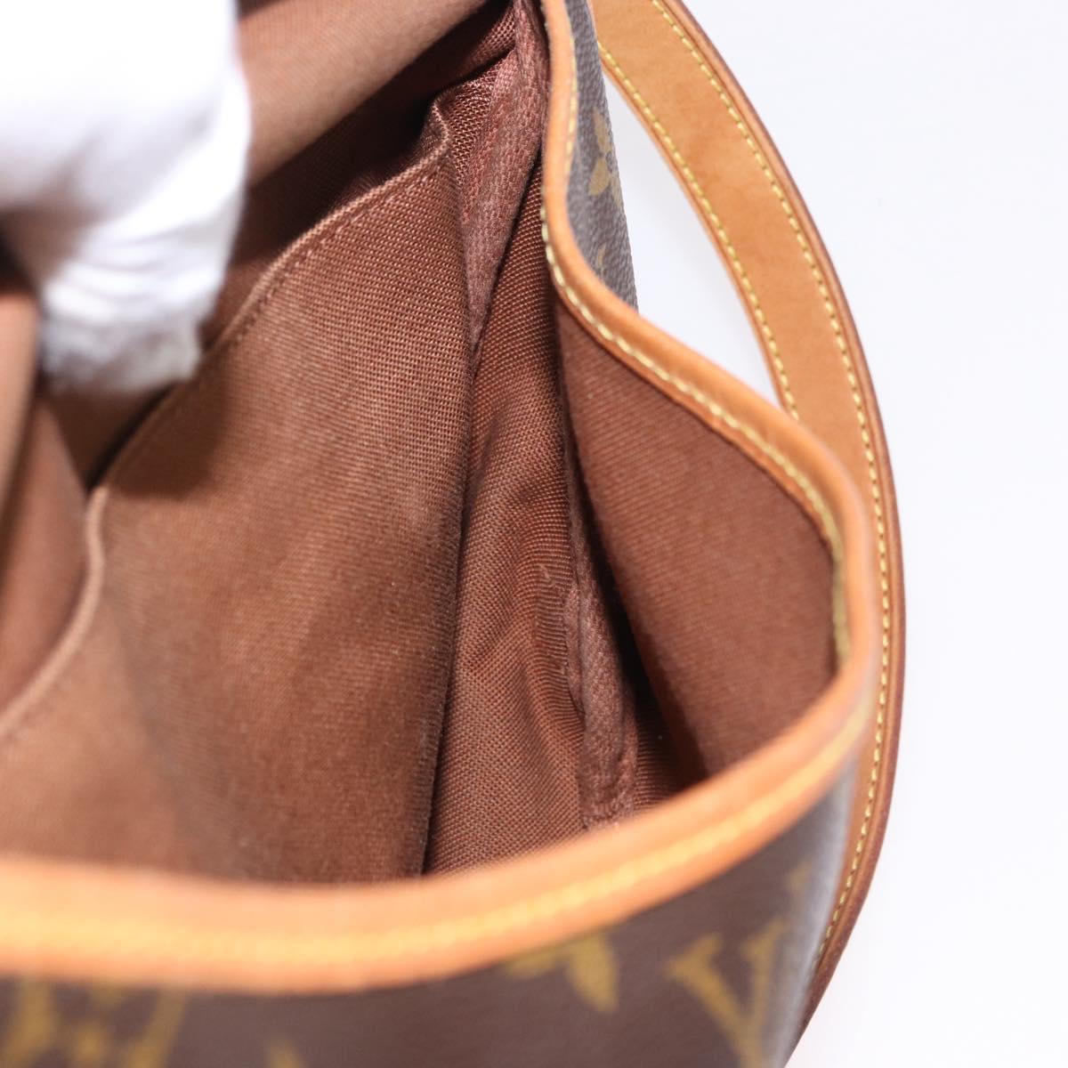 LOUIS VUITTON Monogram Saumur 30 Shoulder Bag M42256 LV Auth gh2291A