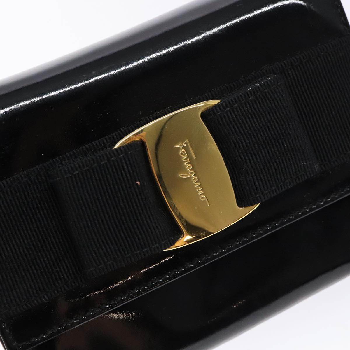 Salvatore Ferragamo Chain Shoulder Bag Enamel Black Gold Auth gh509