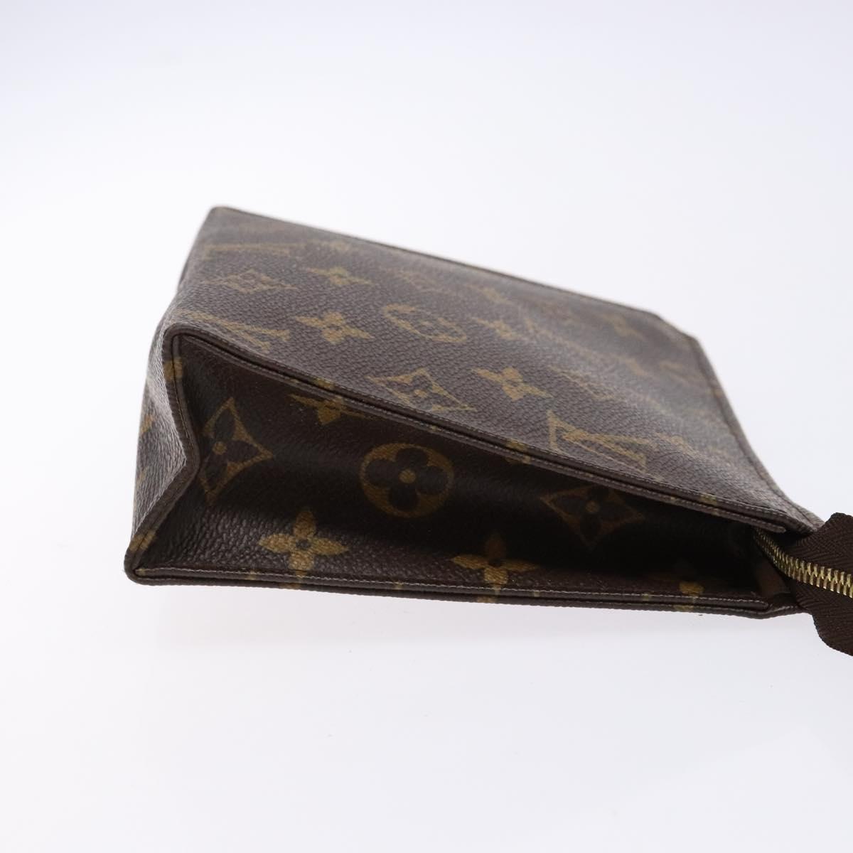 LOUIS VUITTON Monogram Poche Toilette 19 Pouch M47544 LV Auth gh597