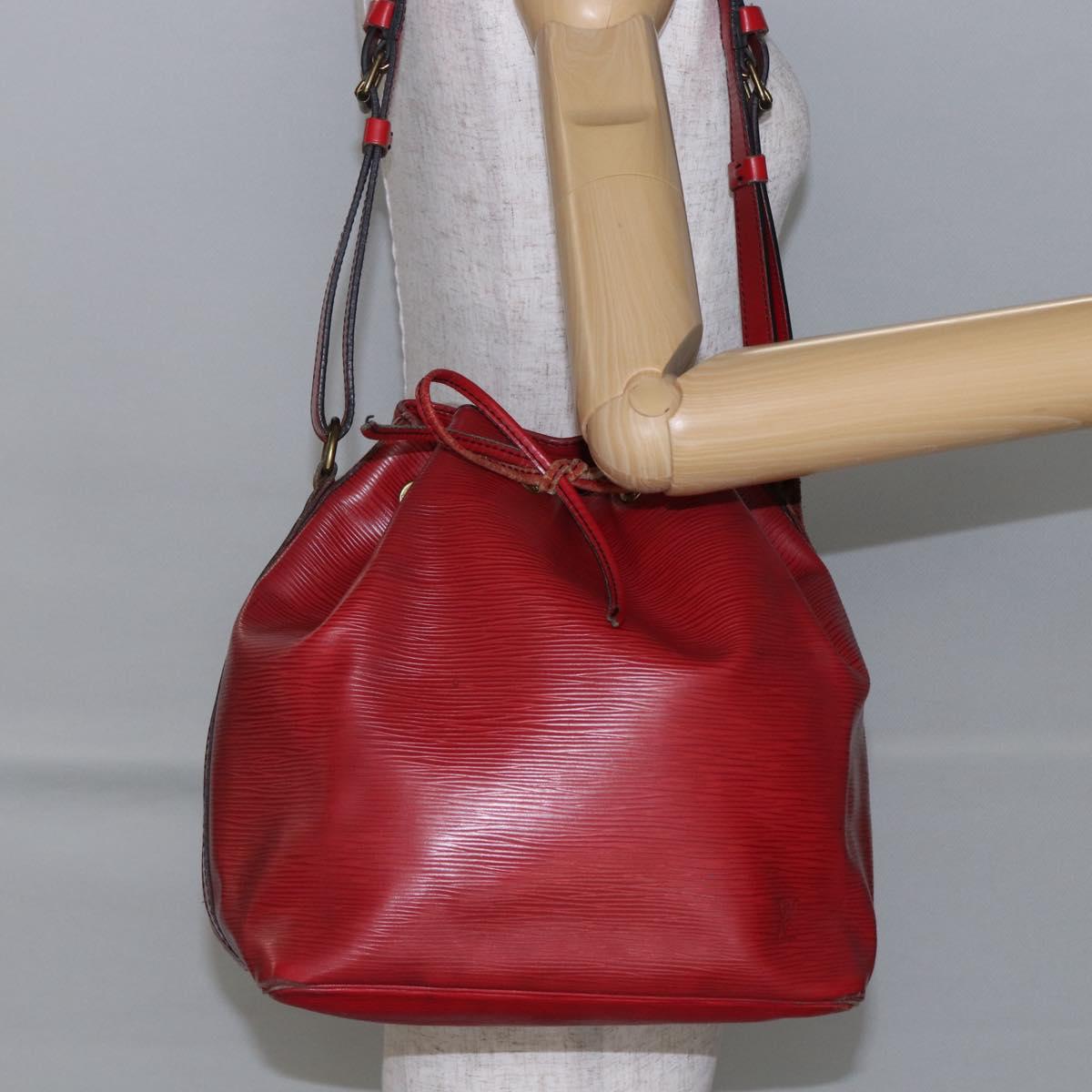 LOUIS VUITTON Epi Petit Noe Shoulder Bag Red M44107 LV Auth gh981