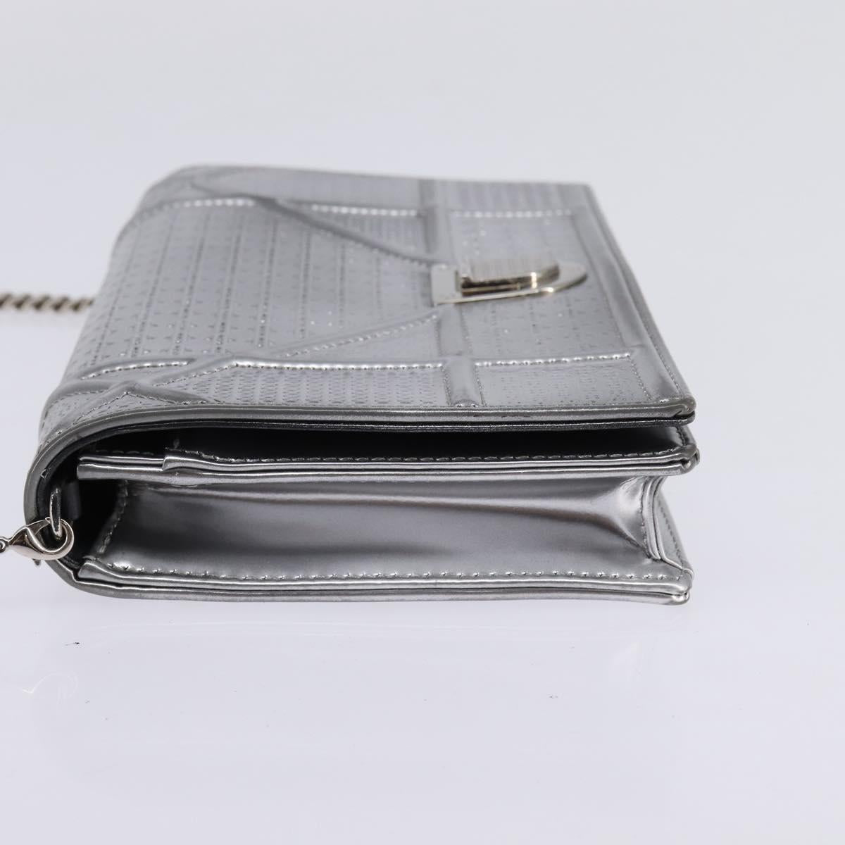Christian Dior Chain Diorama Shoulder Bag Leather Silver Auth gh990