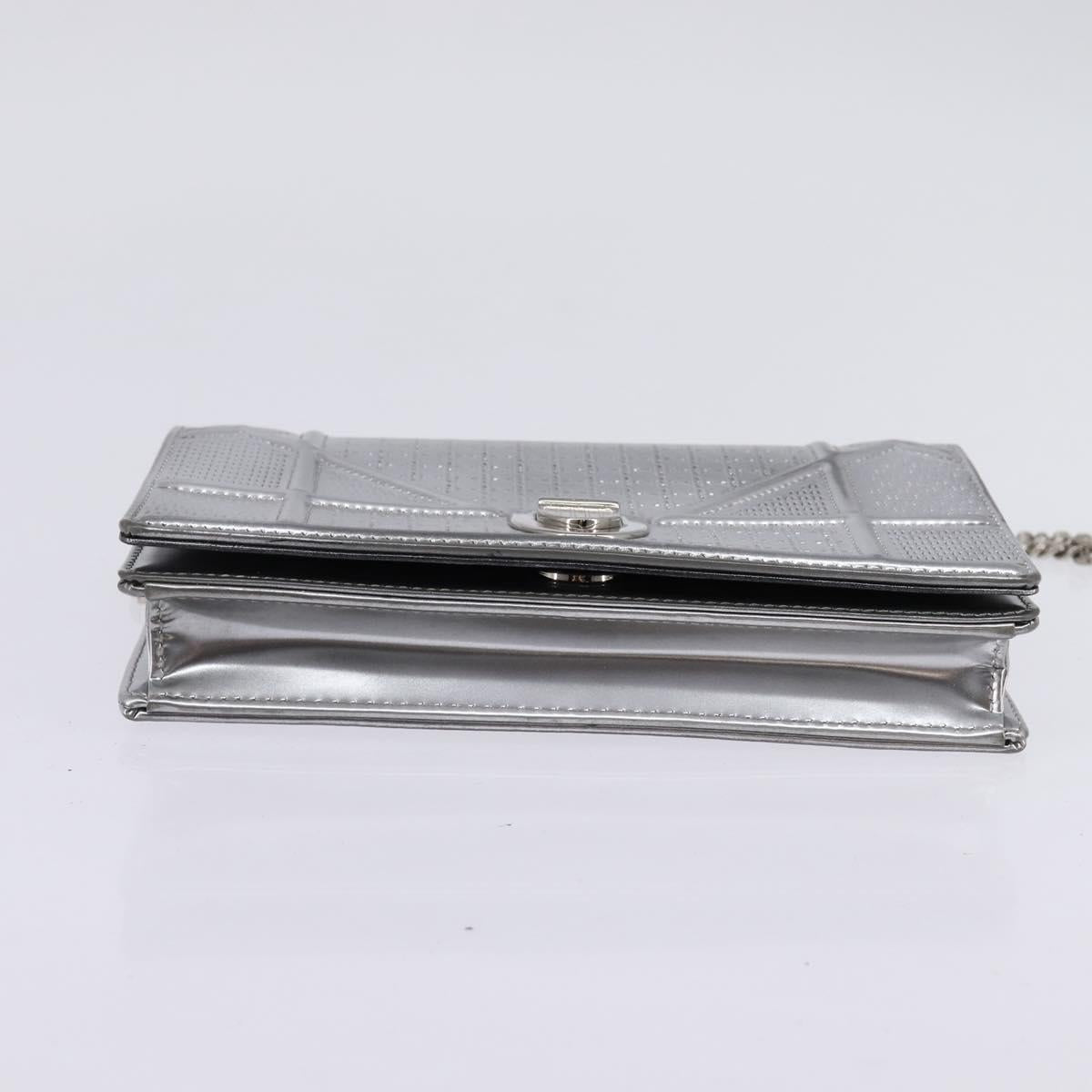 Christian Dior Chain Diorama Shoulder Bag Leather Silver Auth gh990