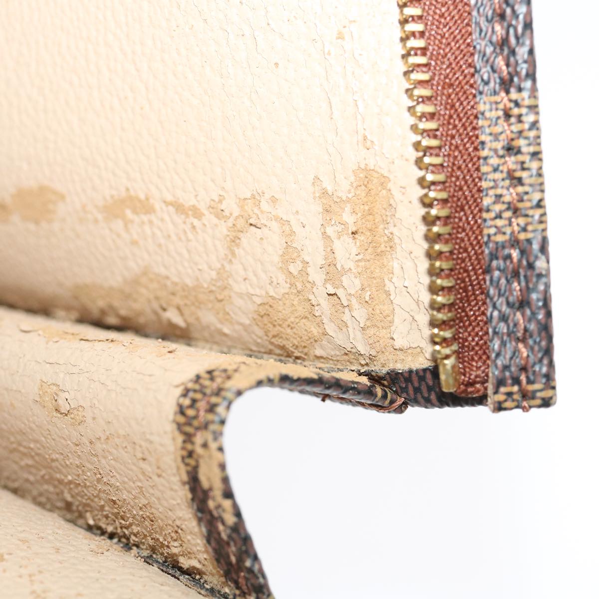 LOUIS VUITTON Damier Ebene Poche Toilette 26 Pouch N47543 LV Auth am2487g