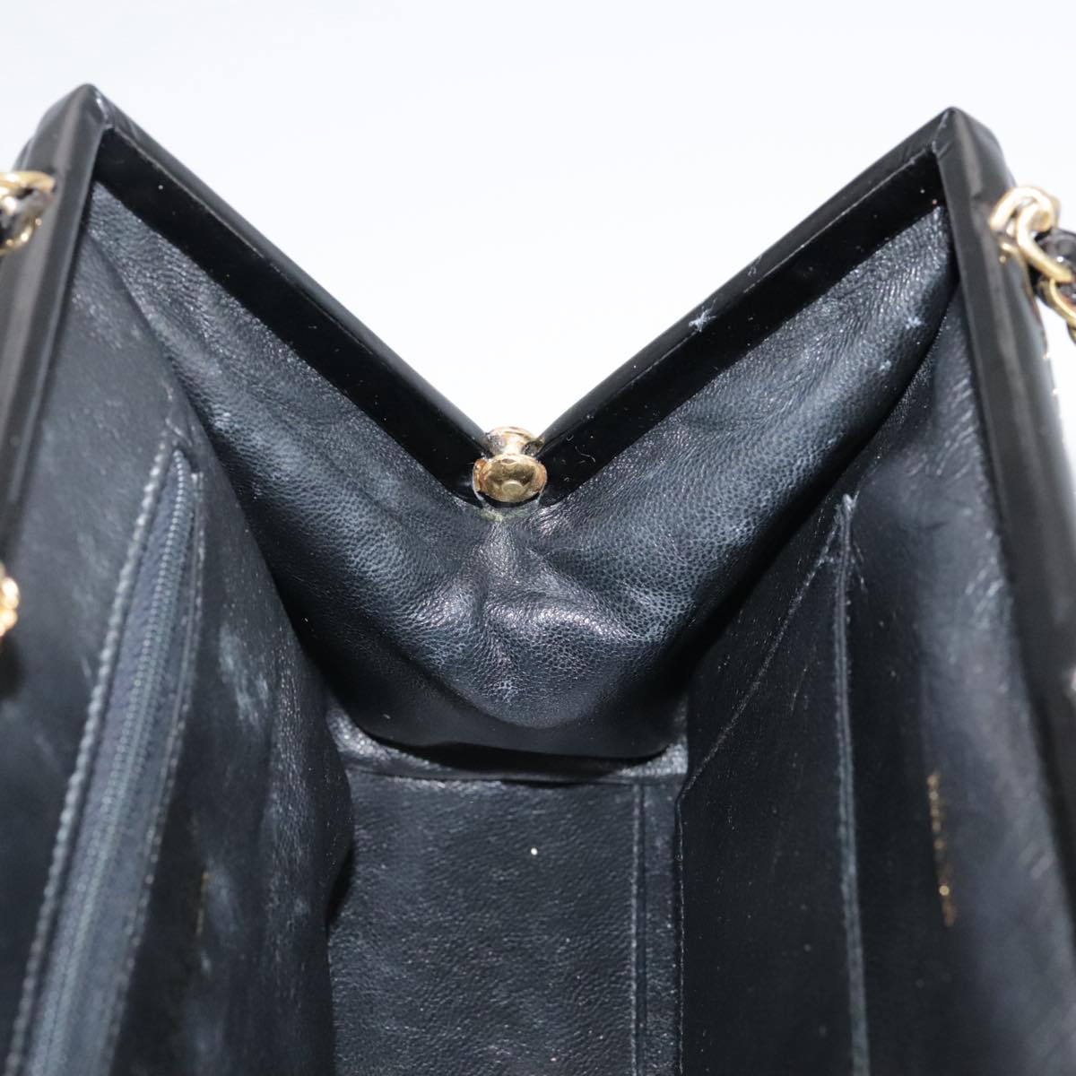 CHANEL Matelasse Chain Hand Bag Patent leather Black Gold CC Auth hk1896